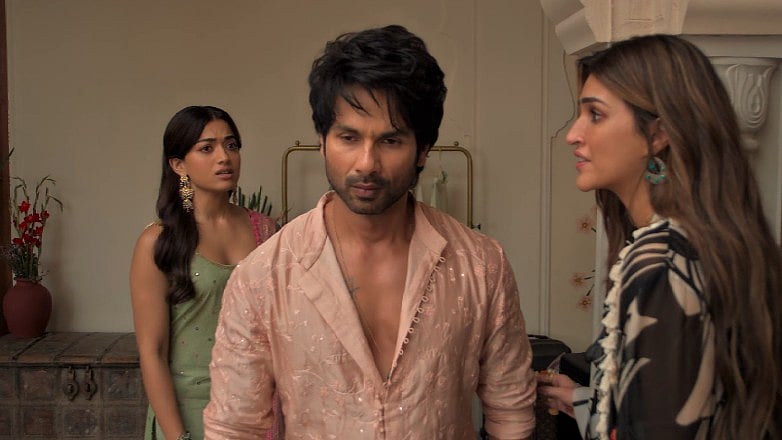Cocktail 2 Trailer: Shahid Kapoor, Rashmika Mandanna & Kriti Sanon's  Film Promises Love, Friendship & A Lot Of Chaos