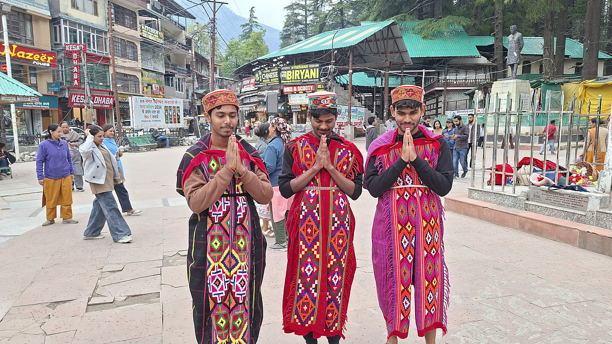 Students enjoying cultural tradition during the trip