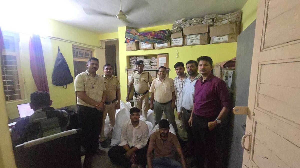 Mumbai: Gutkha Worth ₹3.25 Lakh Seized From Special Train At Vasai Road; 2 Held