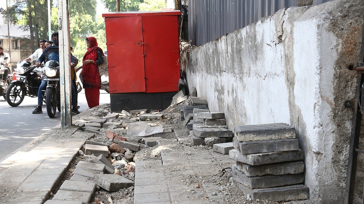 Pune: Feeder Pillars On Footpaths In Sadashiv Peth Trigger Row; PMC Under Scanner Over Alleged Revenue Loss