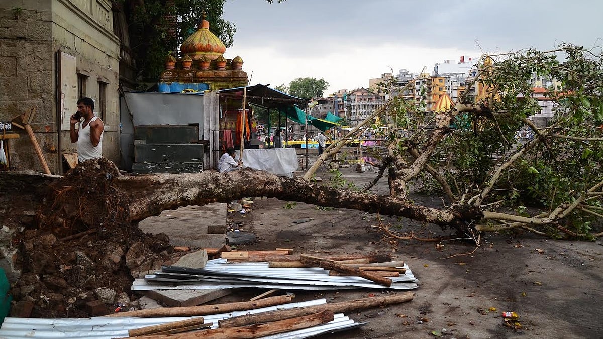Nashik: First Pre-Monsoon Rains Wreak Havoc; Power And Water Supply Disrupted, Traffic Chaos Across City
