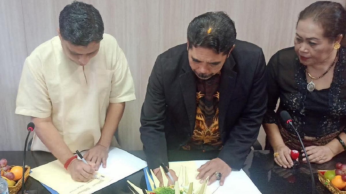 Patanjali University And Indonesia's Only Hindu University UHN Sign Historic MoU In Bali