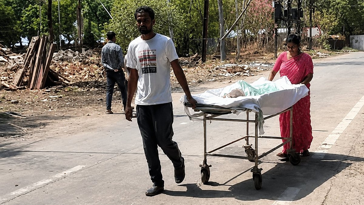 Parents Push Sick Child On Stretcher In Heat; MY Hospital Patient Care Under Fire In Indore 