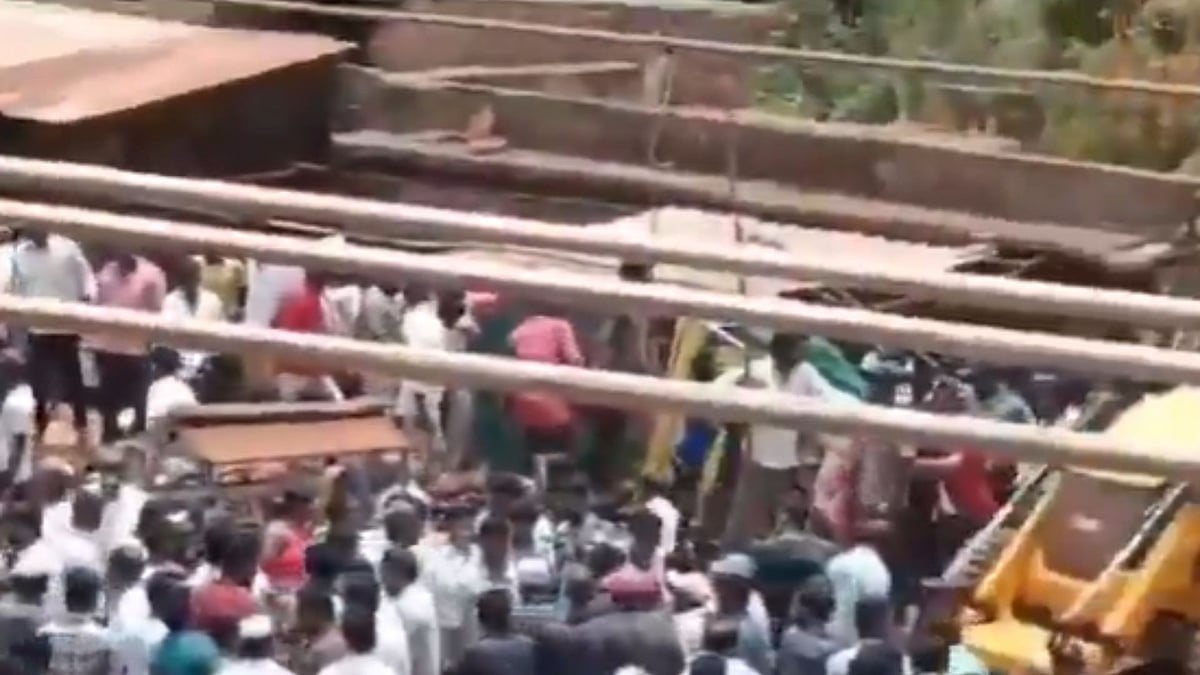 Telangana: Several Injured In Vikarabad's Marpally After Hotel Roof Collapses - VIDEO