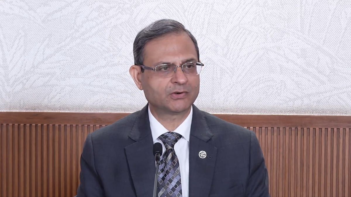 Economic Outlook: RBI Keeps Repo Rate Unchanged At 5.25%, Raises Inflation Forecast & Cuts FY27 Growth Outlook | Video