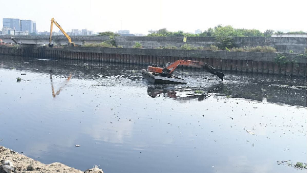 BMC Accelerates Desilting Work Ahead Of Monsoon’s Arrival With 108% Work Completion Across Major Nallas; Check Progress On Mithi River