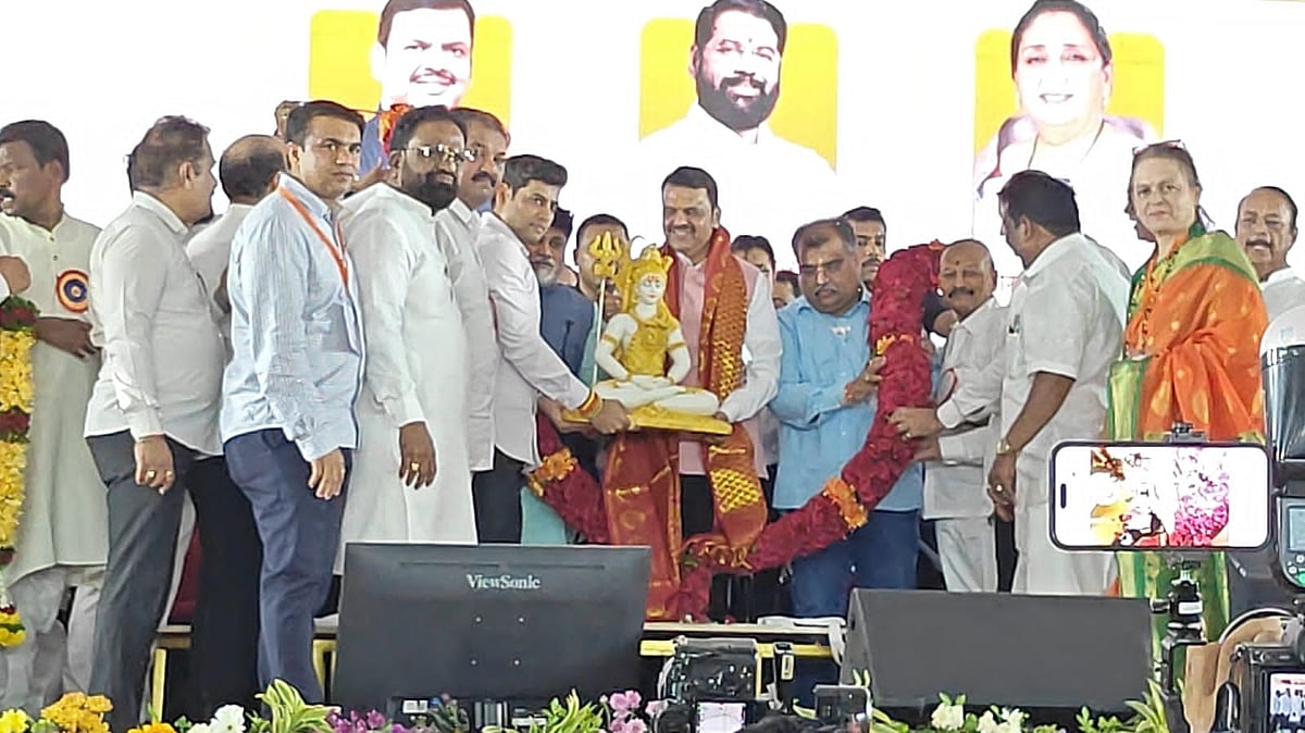 Pimpaleshwar Temple Land Dispute Resolved After Decades; CM Devendra Fadnavis Calls It 'Victory Of Devotees', Entire Parcel Dedicated To Shrine By Maharashtra Government | Video