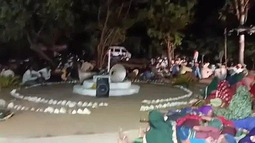 Tribal Farmers Stage Overnight Land Protest In Khargone