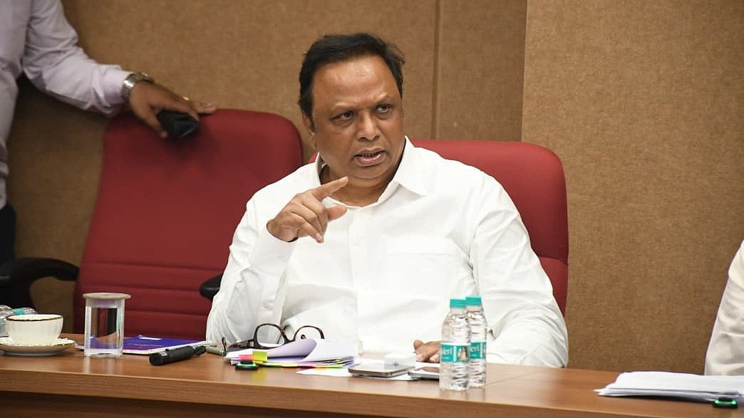 Guardian Minister Ashish Shelar Orders Coordinated Crackdown On Mankhurd Encroachments On Government And Tata Power Lands