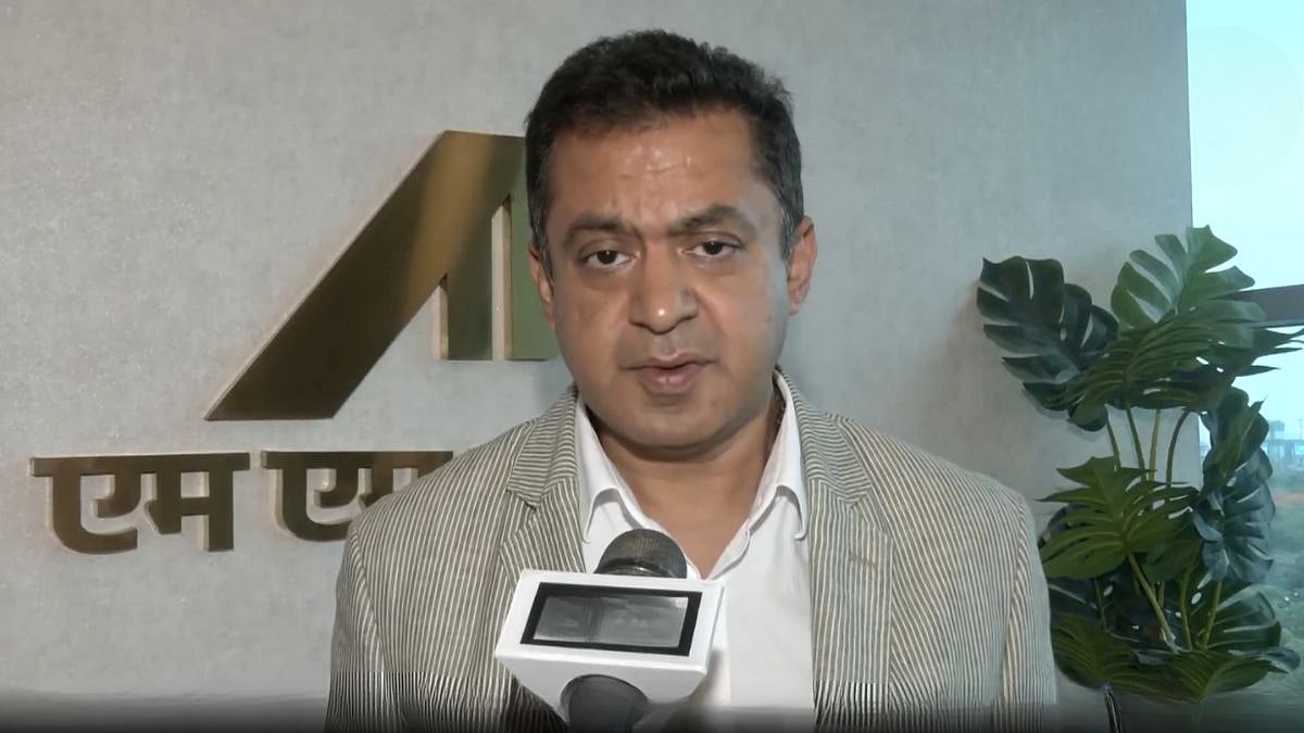 MMRDA Chief Dr Sanjay Mukherjee Urges BKC Citizens To Opt For Public Transport Every Friday