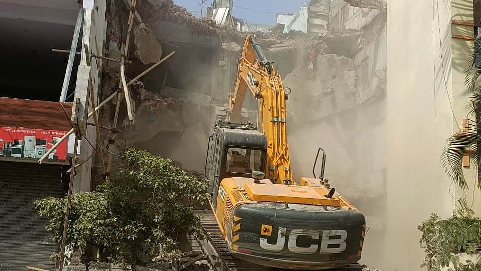 Two Dilapidated Buildings Demolished By Indore Municipal Corporation