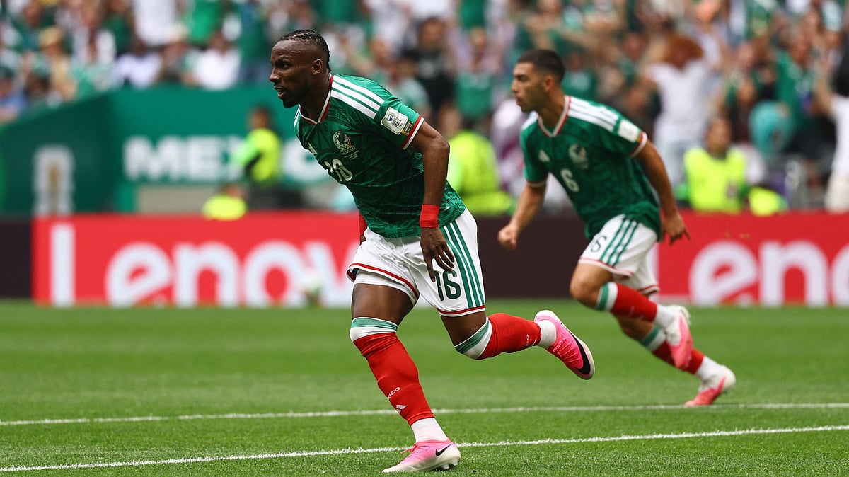 VIDEO: Crowd Celebrates Wildly As Julián Quiñones Scores First Goal Of FIFA World Cup 2026
