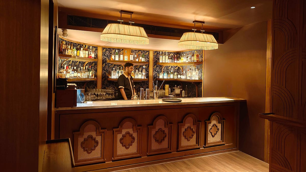 The bar at Papi