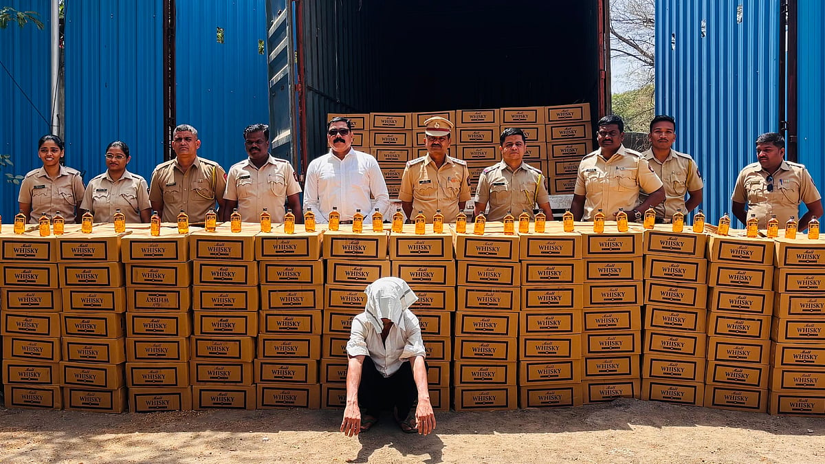 VIDEO: Pune Excise Department Seizes Fake Liquor Worth ₹1.36 Crore, Busts Inter-District Supply Chain