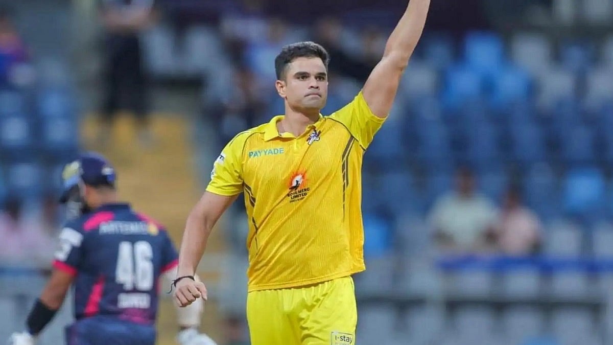 Arjun Tendulkar Dismisses Sachin! Wankhede Crowd Cheers Youngster In T20 Mumbai League 2026 Final | VIDEO