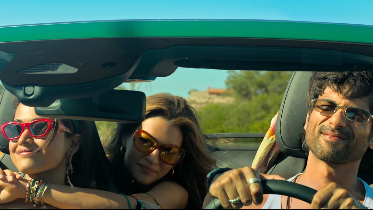 Cocktail 2 Gets A Certificate From CBFC; First Adult-Rated Film For Kriti Sanon, 5th For Shahid Kapoor