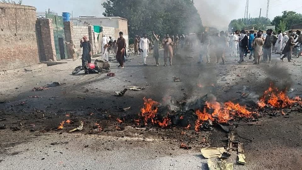 Video: 2 Pilots Killed As Pakistan Military Trainer Aircraft Crashes During Routine Sortie In Khyber Pakhtunkhwa