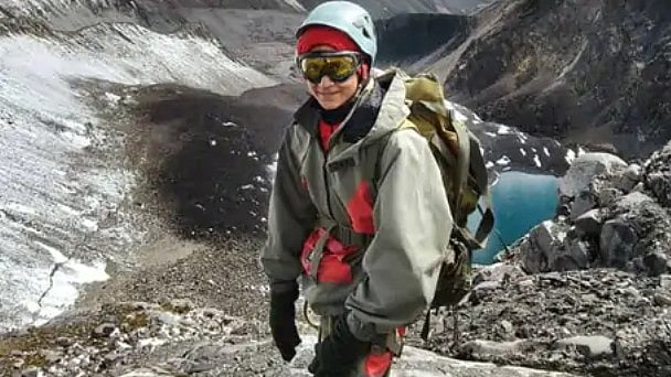 Indore’s Kanika Completes 16.5k Ft Glacier Trek
