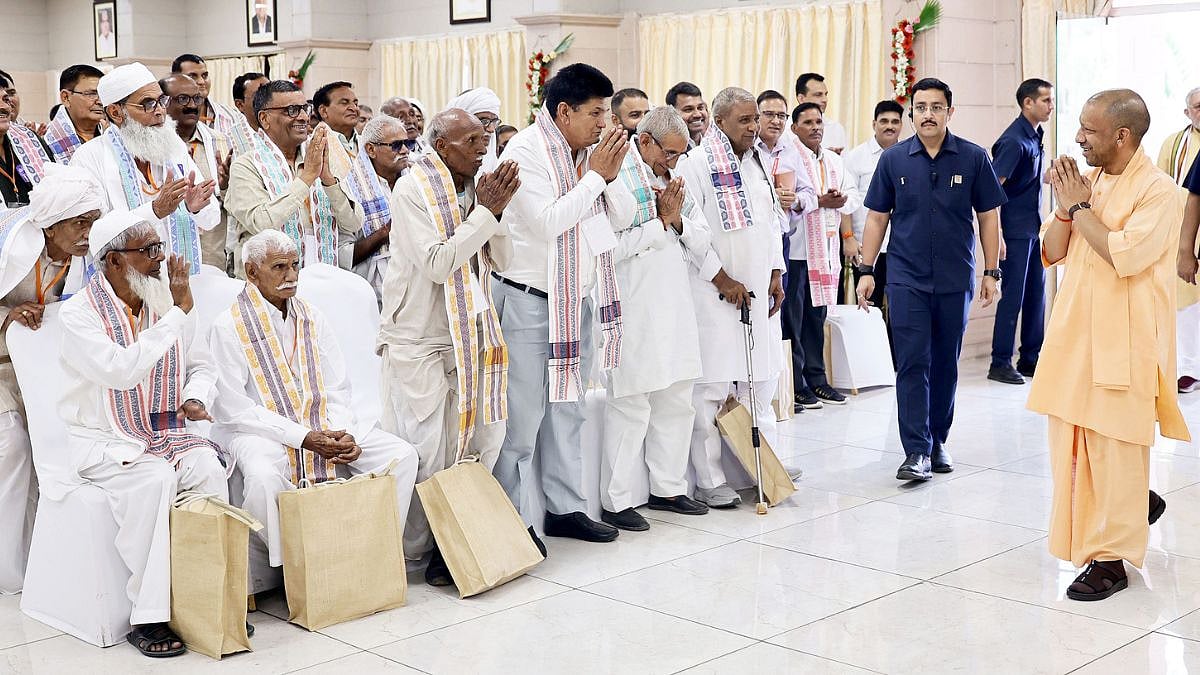 UP: Jewar Farmers Share First Flight Experience With CM Yogi Adityanath, Highlight Region's Transformation After Airport Development | VIDEO