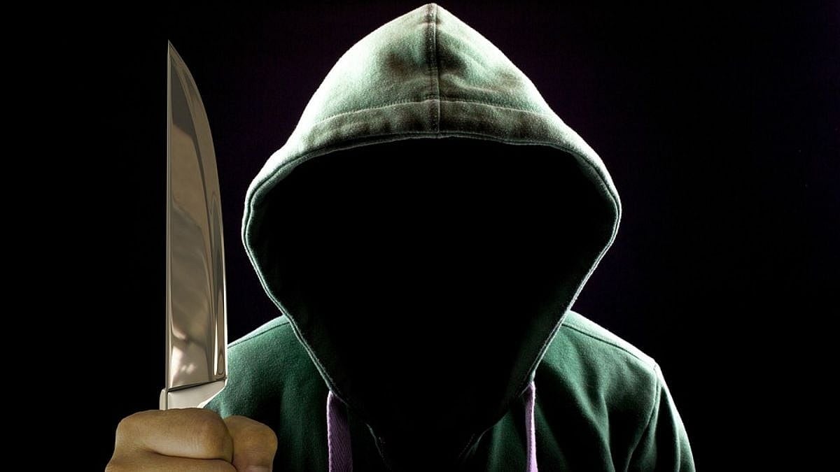 Trader Looted Of ₹2 Lakh At Knifepoint By Scooter-Borne Miscreants In Bhopal