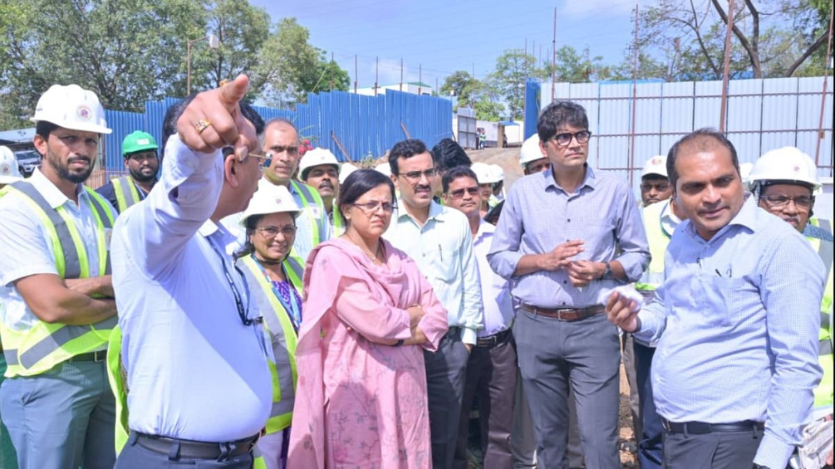 Mumbai: BMC Comissioner Ashwini Bhide Inspects New Water Treatment Plant Project In Bhandup, Stresses Timely Completion