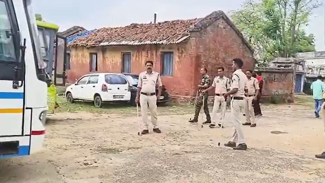 Chhattisgarh Sand-Mining Feud Turns Deadly; 3 Killed, 4 Arrested After SUV Set On Fire