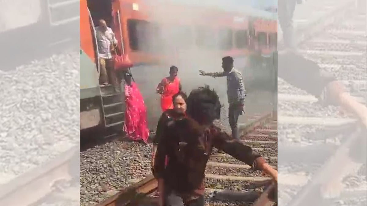 Ranthambore Express Halted After Smoke Erupts From The General Coach In Alot