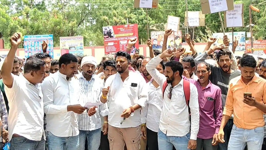 Hundreds Of Farmers In Jobat Protest Over Fertiliser Shortage