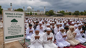 Muslim communities in Thane, Panvel and Navi Mumbai hold Namaz-e-Istisqa amid rain shortage