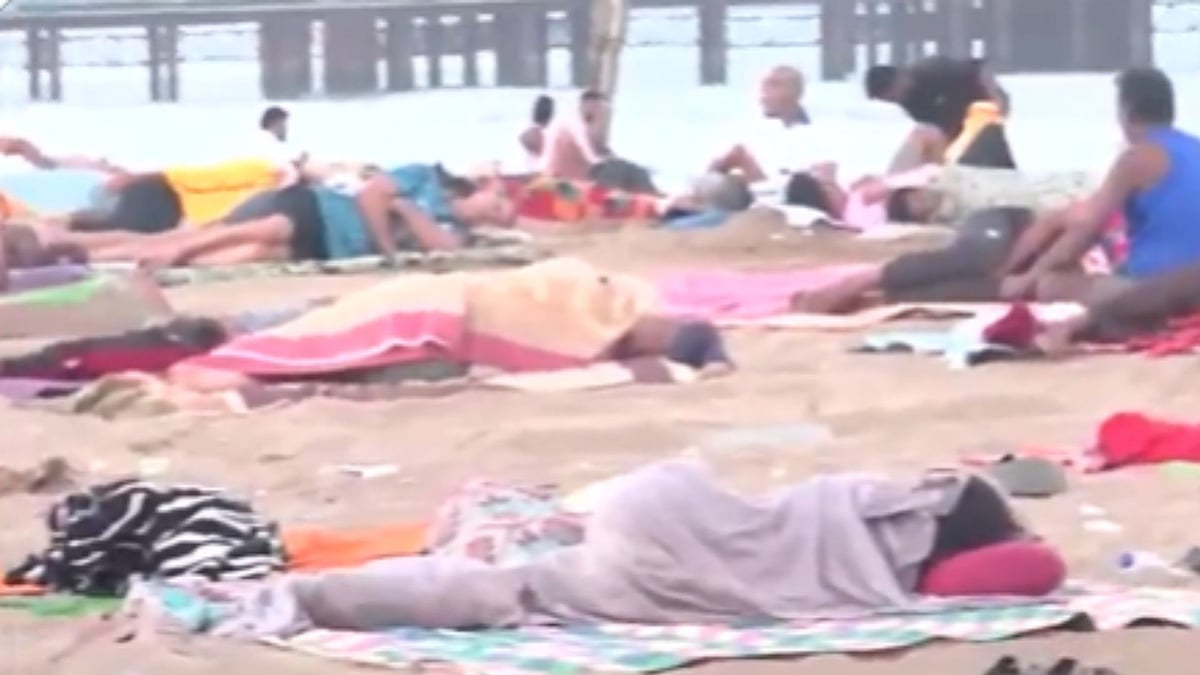 Viral Video Shows People Sleeping On Mumbai's Versova Beach To Beat Scorching Heat