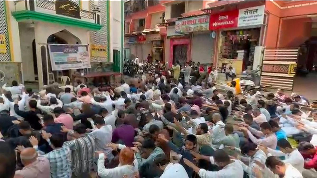 Thane: Community Offers Namaz-E-Istisqa At Rabodi Jumma Masjid Amid Water Scarcity And Delayed Monsoon Concerns