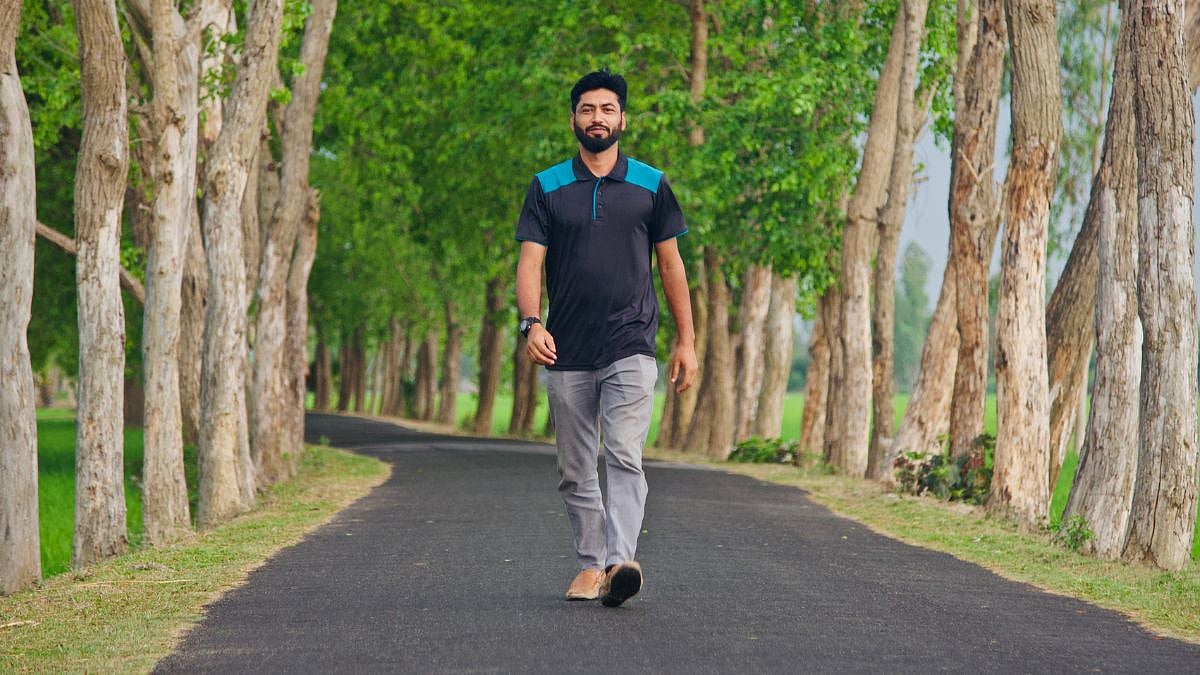 World Sauntering Day 2026: Ayurveda's Tips for Healthy, Relaxed Walking