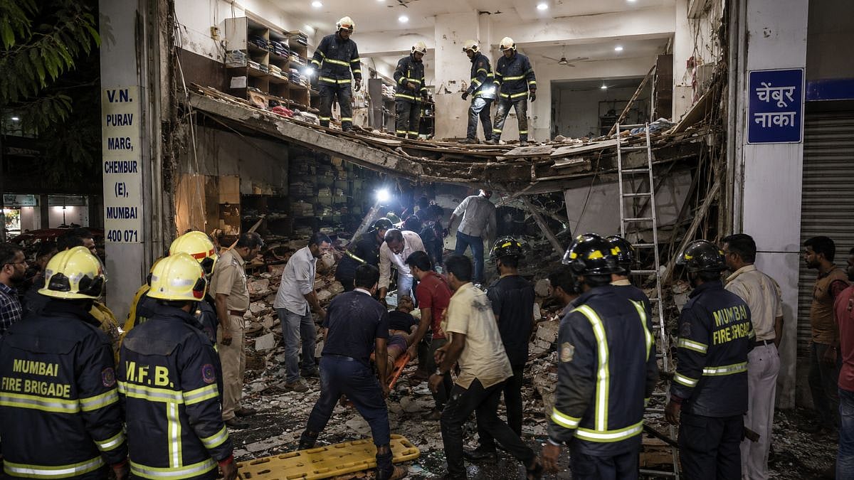 Mumbai: 4 Injured After Mezzanine Floor Collapses Inside Shop At Chembur Naka; One In ICU