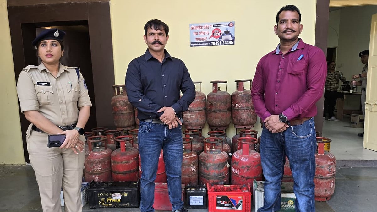 Four Arrested With 34 Stolen Gas Cylinders And Six Heavy-Vehicle Batteries In Indore