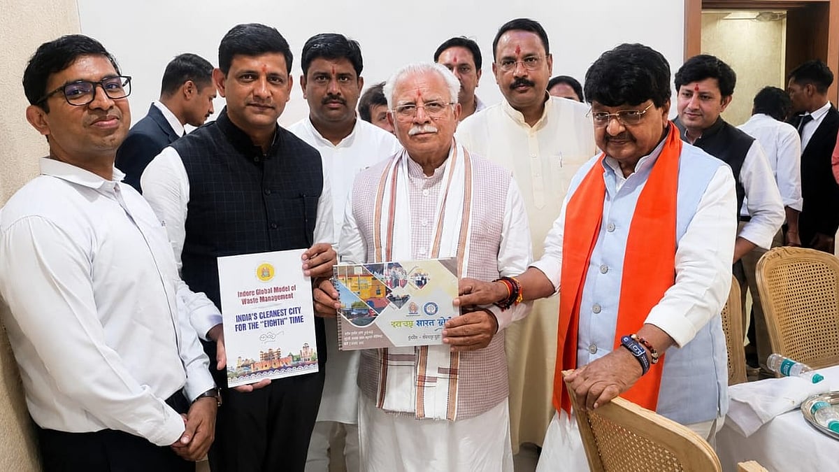 Union Minister Manohar Lal Khattar Praises Indore’s Cleanliness Model