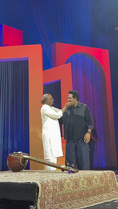 Zakir Khan with his Father