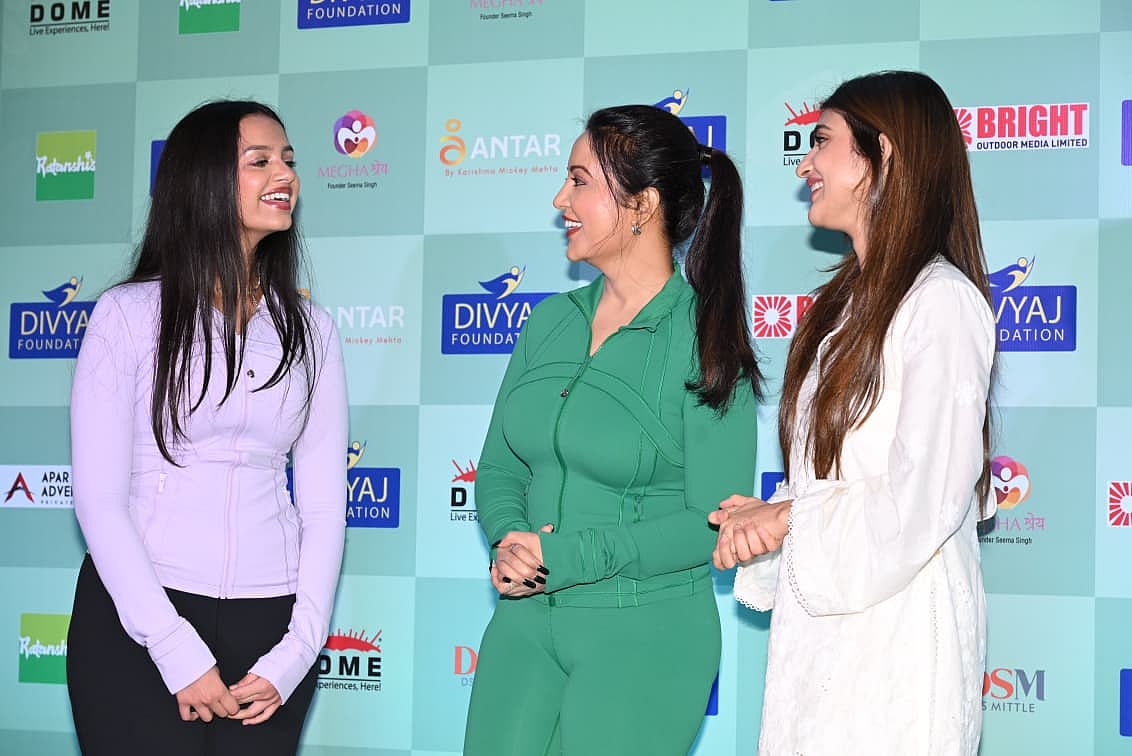 Amruta Fadnavis with her daughter and actress Sreeleela.