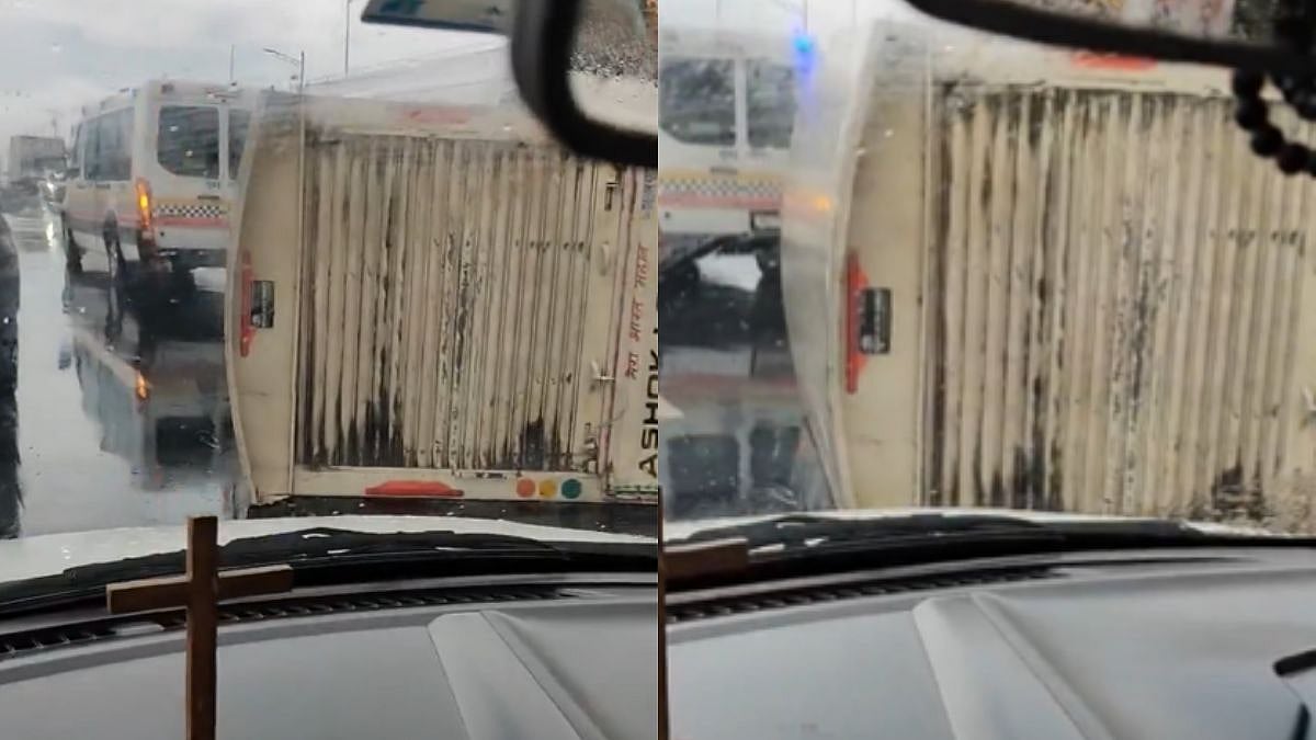 Mumbai: Accident Reported On WEH In Santacruz Amid Rain, Traffic Affected After Tempo Falls Sideways On Flyover - VIDEO