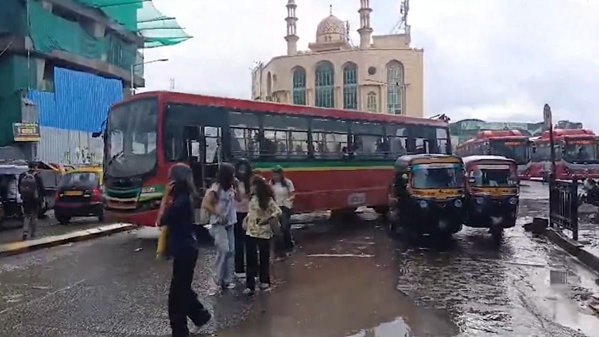 Mumbai: BEST Bus Services Resume As Workers Call Off Strike After Meeting With Eknath Shinde