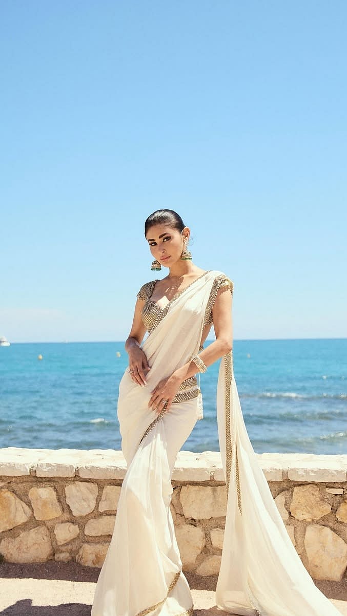 Mouni Roy Looks Ethereal In White And Gold Saree, Serves Timeless Elegance
