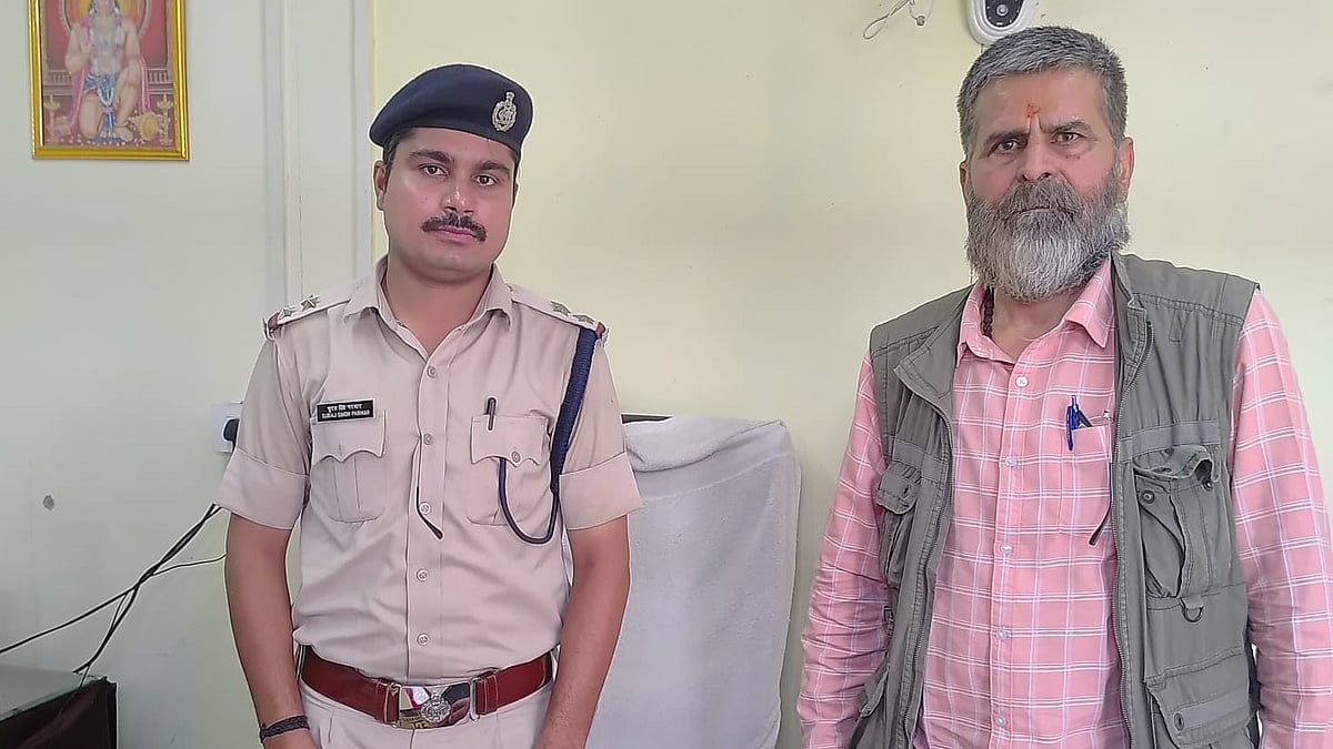 RPF Kota Returns Passenger’s Bag Containing Jewellery Worth ₹21 Lakh