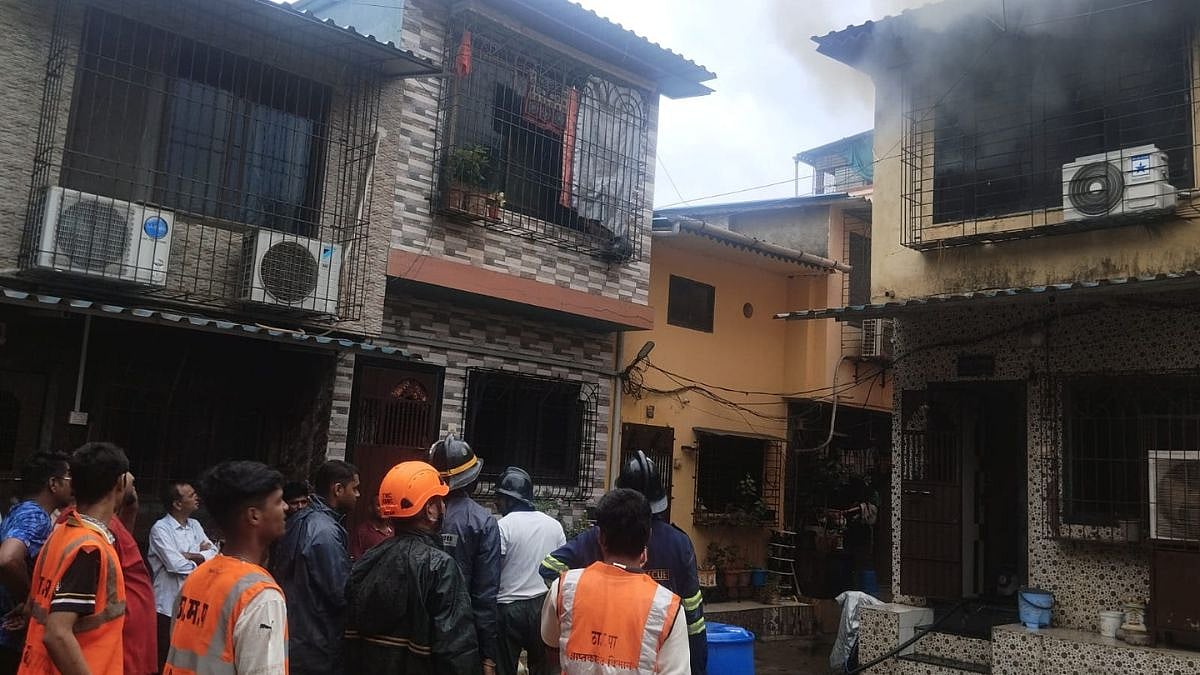 Thane House Fire: 3 Residents Escape Unhurt As Blaze Guts Apartment In Yashodhan Nagar