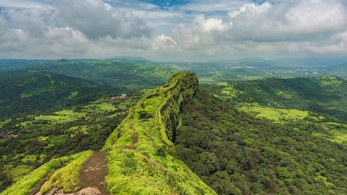 Monsoon Escapes: 5 Scenic Places Near Mumbai You Must Visit This Rainy Season