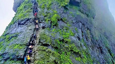Nashik: Restrictions At Tourist Spots Following Heavy Rain; Harihar Fort Limited To 300 Visitors Daily – Here's All You Need To Know