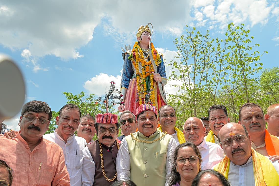 CM Mohan Yadav Pays Tribute To Rani Durgavati In Jabalpur, Proposes Renaming Airport After Braveheart -- VIDEO