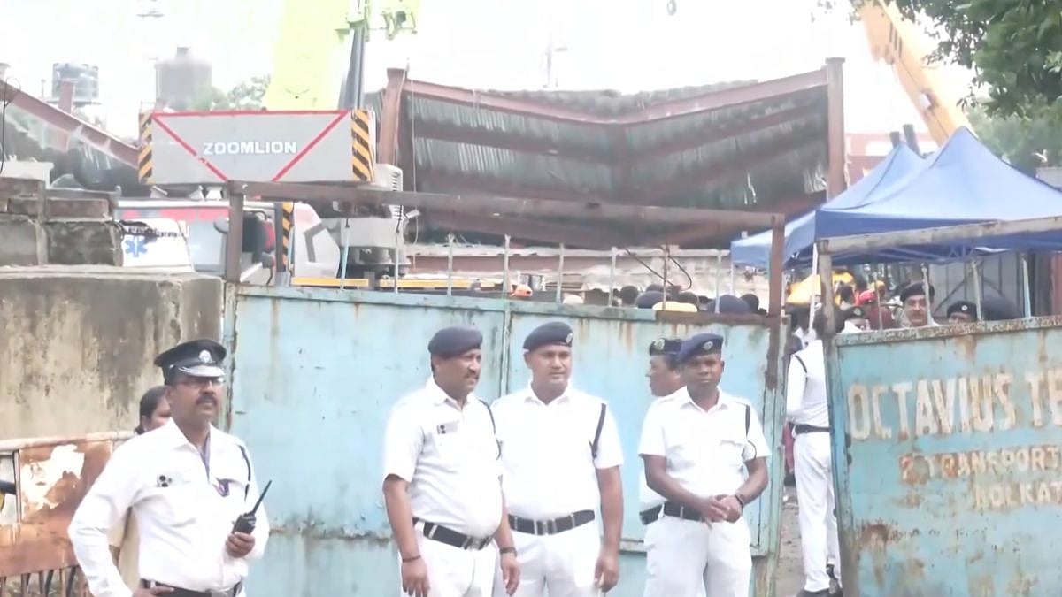 Kolkata Warehouse Collapse Leaves 9 Dead, 20 Injured; 5 Arrested In Connection With Incident | Video