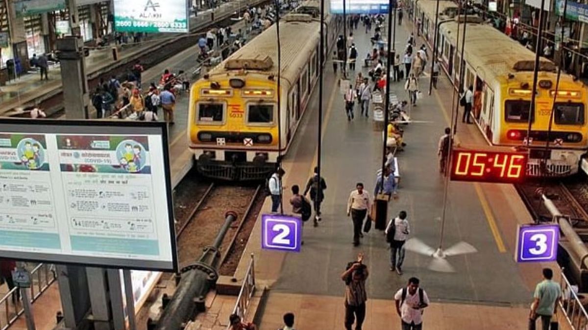 Mumbai Local: Western Railway Services Hit After OHE Faults Delay Trains Between Churchgate and Virar