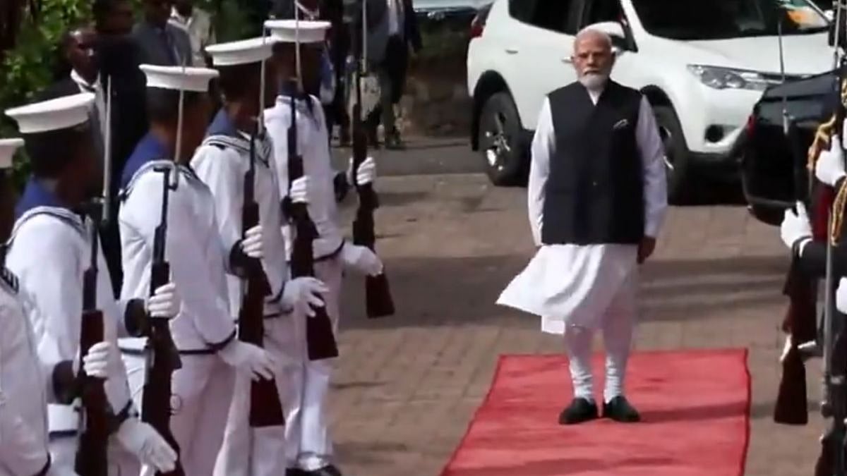 PM Modi Receives Guard Of Honour In Seychelles, Deepens Strategic Partnership | Video
