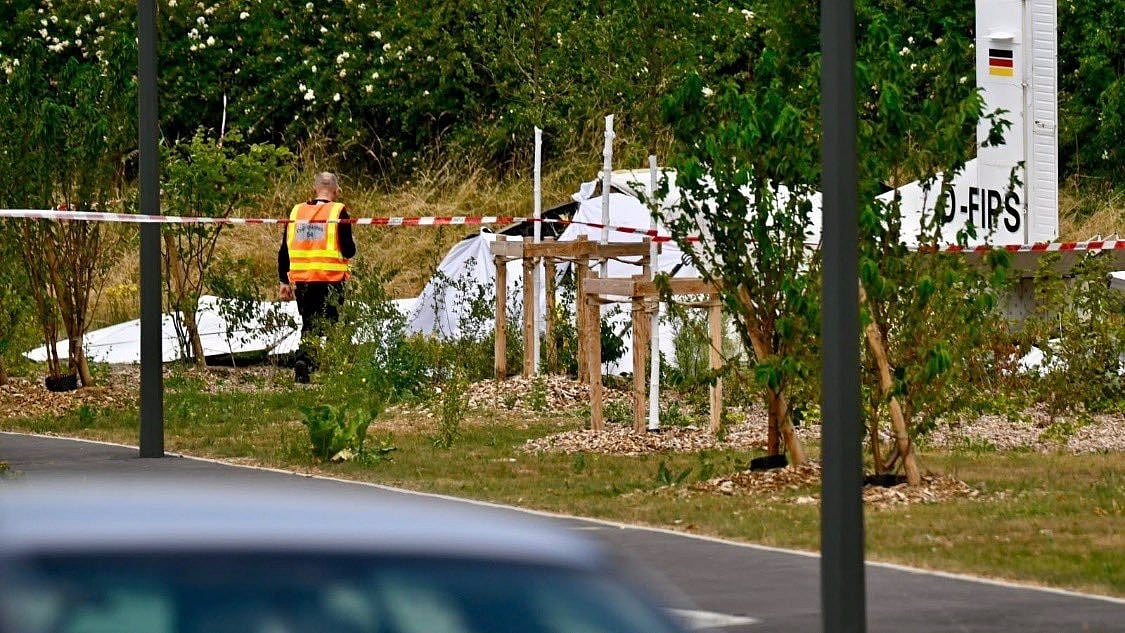 11 Killed After Skydiving School Aircraft Crashes Near Nancy In France