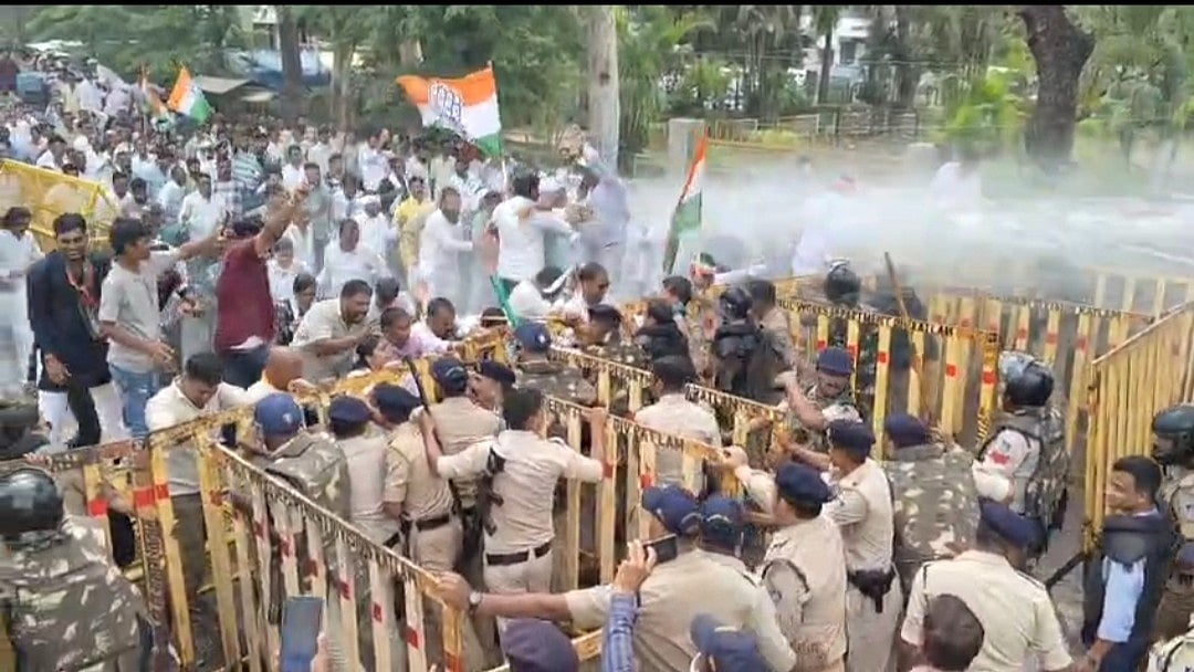 Mega Congress Protest Turns Up The Heat In Ratlam 